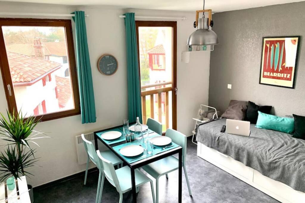 Appartement Parking Fibre Netflix Balcon Surfrack